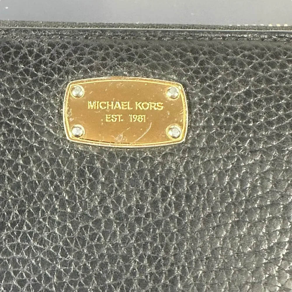 Michael Kors Black Pebbled Leather Zip Around Wallet Gold Hardware - Picture 3 of 11